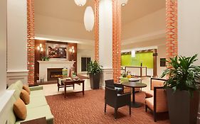 Hilton Garden Inn Boston Logan Airport
